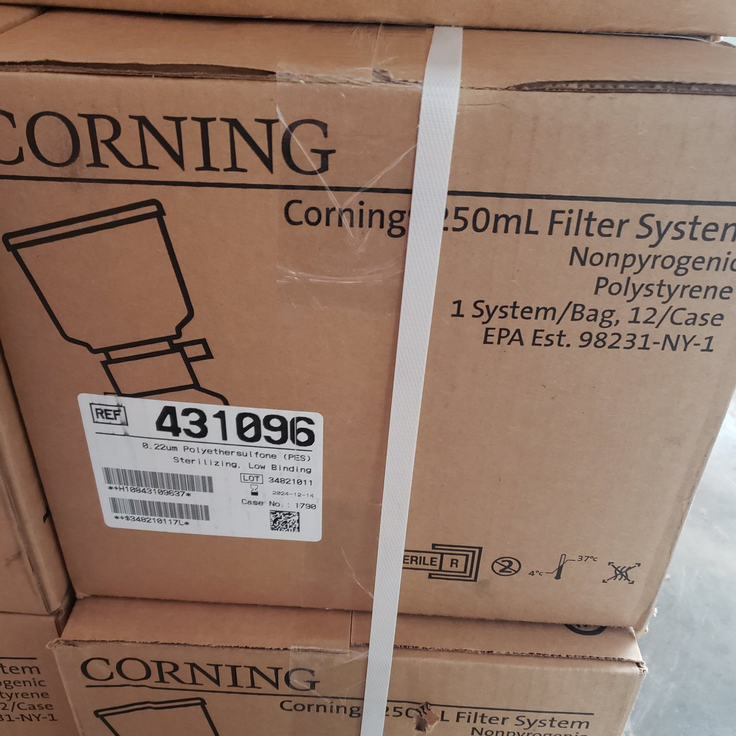 Corning® 250 mL Vacuum Filter/Storage Bottle System